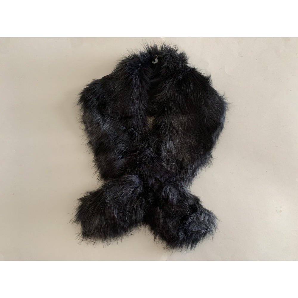 Banana Republic Faux Fur Pull through Stole Shawl Scarf Satin Lining Black